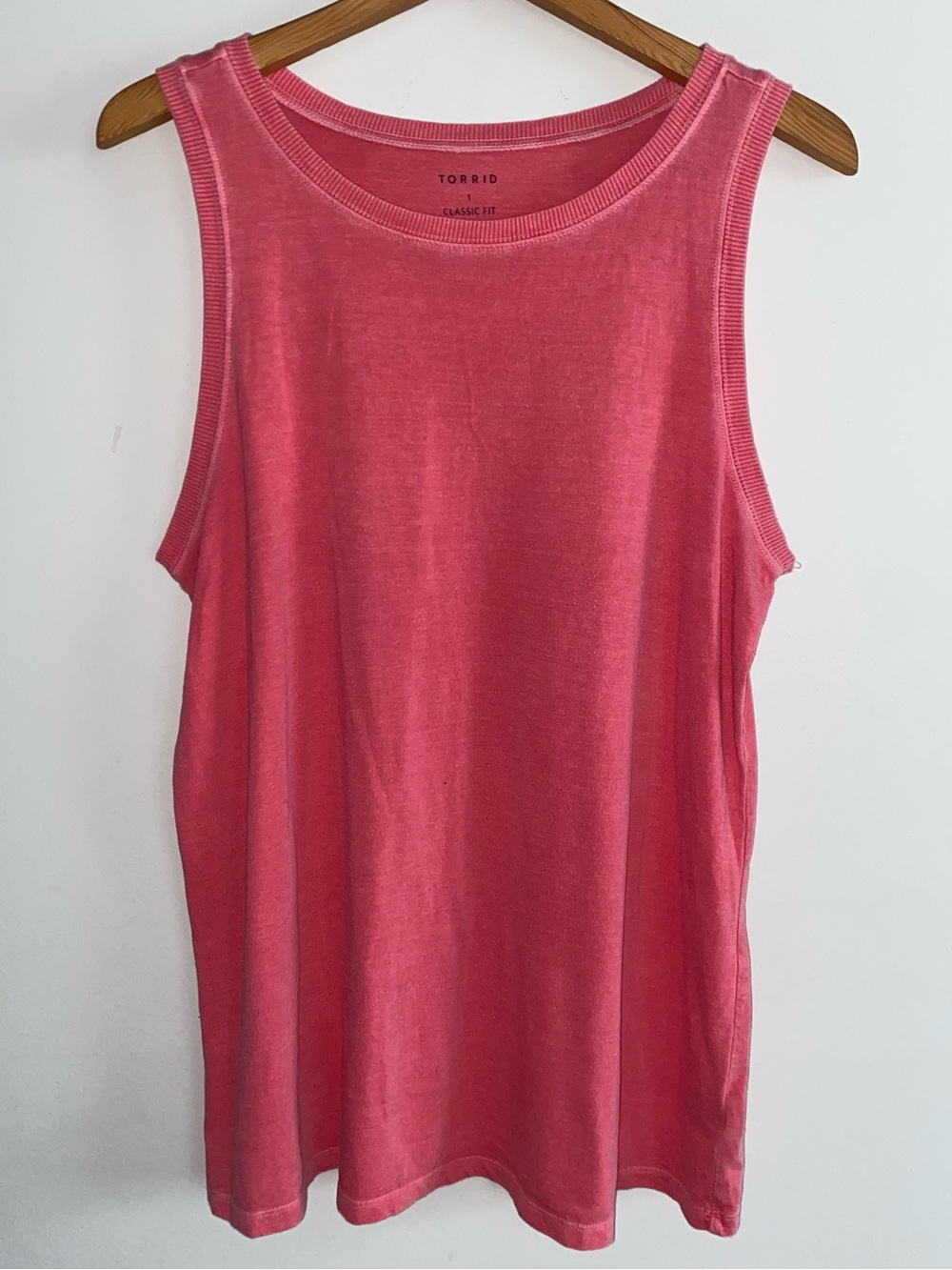 TORRID SLEEVELESS TOP - 1X (1)